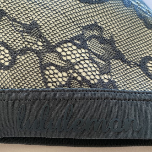 lululemon Live In Lace Bralette Nightcap/Polar Ice Size L NWT - Picture 5 of 8